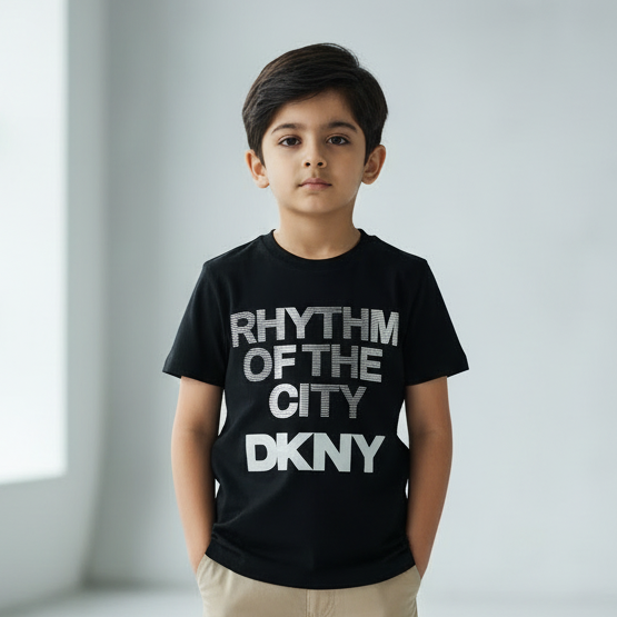 DKNY BLACK Tee.